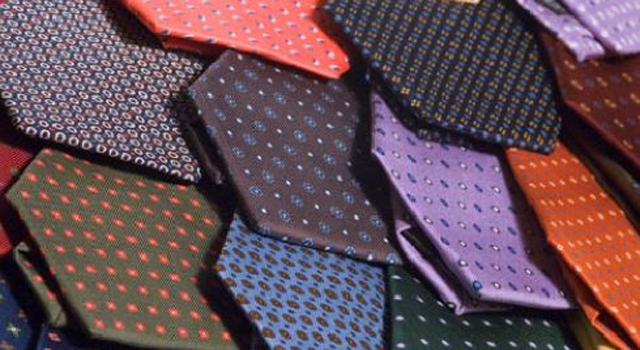 negozio di sconto scarpe casual vari colori Marinella, la cravatta che è diventata un mito. Anche in Giappone negozio di sconto scarpe casual vari colori Marinella, la cravatta che è diventata un mito. Anche in Giappone