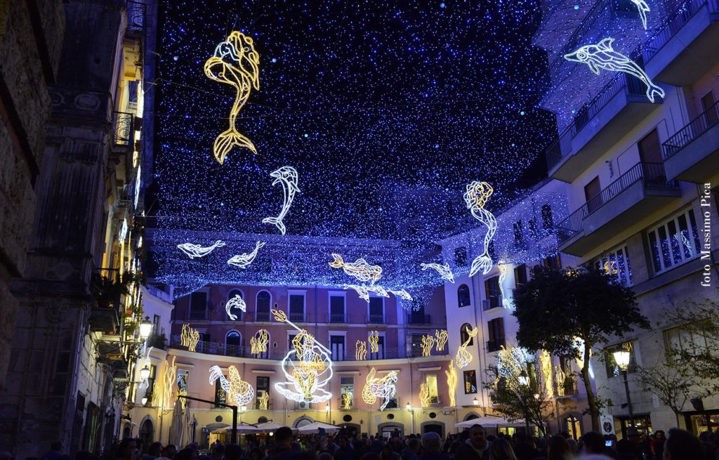 Anche Quest Anno E Gia Natale.A Salerno E Gia Natale Al Via Le Luci Di Artista